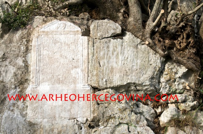 Natpis u živoj stijeni legionara VII. legije L.Domicija, Ljubuški